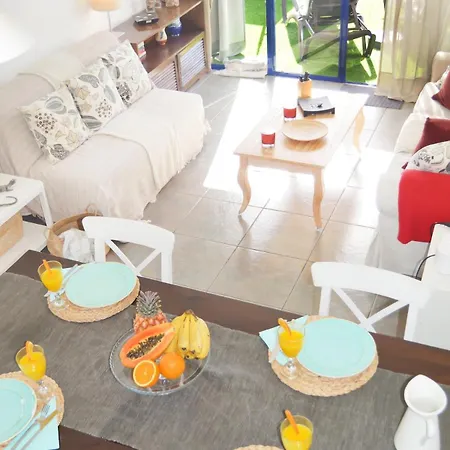 Gabriela 普拉亚布兰卡